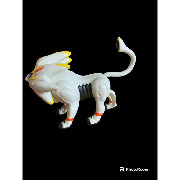 Pokemon McDonalds Happy Meal Toy Sun & Moon #4 Solgaleo - Picture 3 of 3